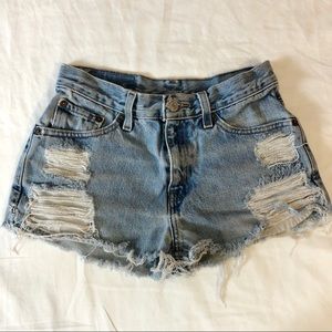 Vintage Levi’s cutoff denim shorts